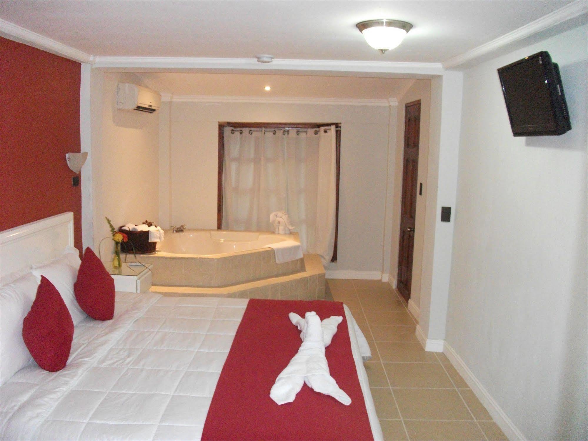 Copacabana Hotel And Suites (Adults Only) Хако Экстерьер фото