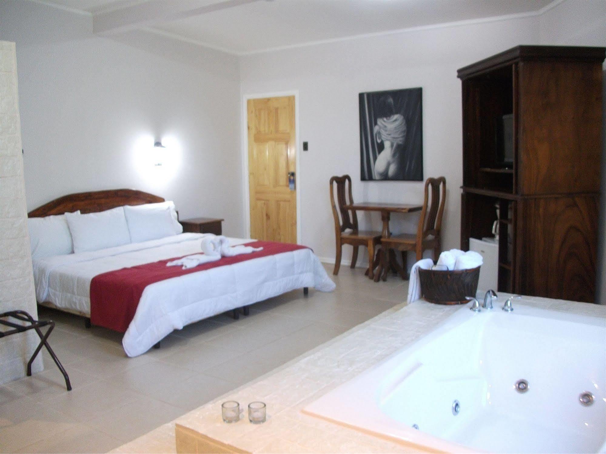 Copacabana Hotel And Suites (Adults Only) Хако Экстерьер фото